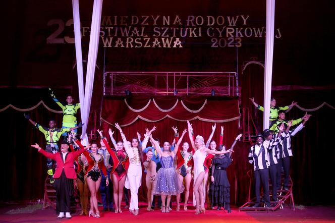 Festiwal w Cyrku Zalewski w namiocie przy Górczewskiej trwa do 29 pażdziernika 2023 włącznie