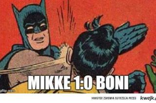 MEMY Korwin-Mikke uderzył Boniego