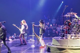 Muzycy Aerosmith wspominają artystę, który ich supportował i... zmiótł ze sceny. Nie chcę o tym słyszeć 