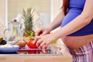 Co jeść w ciąży poza domem?
