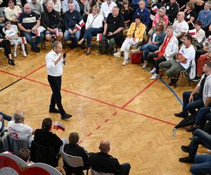 Donald Tusk nie ma wątpliwości: Kaczyński stchórzył 