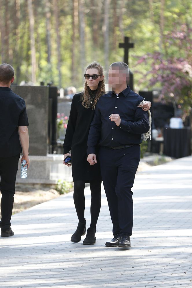 Agata Buzek na pogrzebie