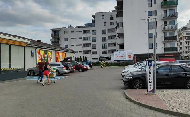 Biedronka czynna we wszystkie niedziele. Sprytny sposób na obejście zakazu. Pierwsza już tak działa