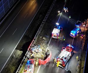 Tragiczny wypadek na A2. Dwie osoby nie żyje. Jeden z kierowców jechał pod prąd