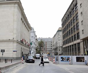 Turyści szukają śladów Chopina. Świat zjeżdża do nas na koncerty, a tu wszystko rozkopane!