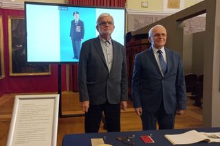 Wojenne pamiatki po Antonim Firleju w Muzuem Okręgowym w Lesznie. Był żołnierzem Dywizji Generała Maczka