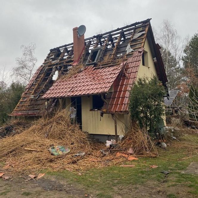 W jednej chwili stracił dorobek całego życia! Z płomieni uratował tylko psa