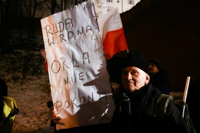 Pod Wawelem demonstracja w obronie Kamińskiego i  Wąsika