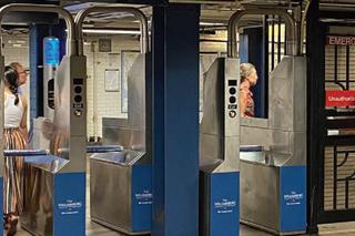 Sztuczna inteligencja poluje na gapowiczów