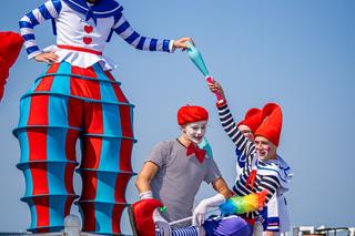 Krasnal Życzliwek zagościł w Sopocie. Można go spotkać na molo [ZDJĘCIA]