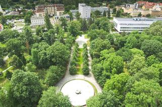 Zabytkowa kamienica z muralami w centrum Bydgoszczy będzie odnowiona