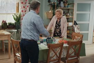 M jak miłość odc. 1728. Barbara (Teresa Lipowska), Artur Rogowski (Robert Moskwa)