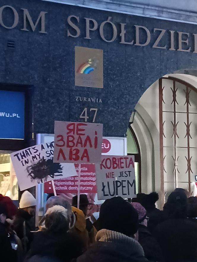 Marsz przeciwko przemocy po brutalnym ataku na 25-letnią Lizę