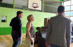 ​W szkołach w Lesznie praca wre. W których wakacyjne remonty? [ZDJĘCIA]