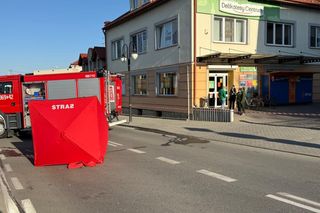 Tragiczny wypadek w centrum Żabna. Nie żyje kobieta potrącona przez ciężarówkę