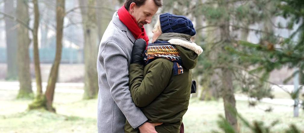 Barwy szczęścia odcinek 1864 Bożena (Marieta Żukowska), Kowaluk (Modest Ruciński)