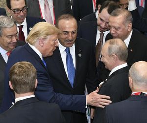 Toksyczna przyjaźń Trumpa z Putinem