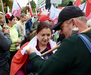 Karol Nawrocki prezydentem. Tłumy pod Sejmem