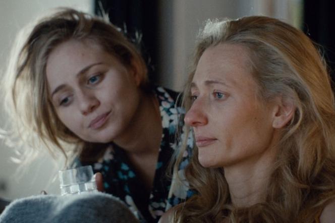 Osiecka odc. 8. Agnieszka Osiecka (Magdalena Popławska), Elżbieta Czyżewska (Barbara Garstka)