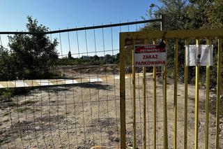 Działka u zbiegu ul. Chełmskiej i Czerniakowskiej w Warszawie