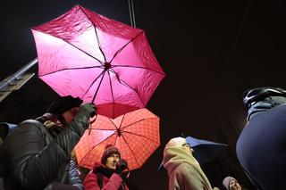 Strajk kobiet pod domem Kaczyńskiego