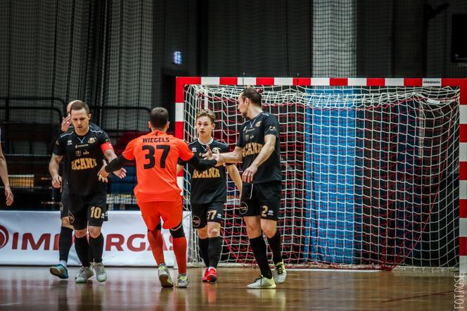 FC Toruń -  Acana Orzeł Jelcz-Laskowice 3:5, zdjęcia z meczu