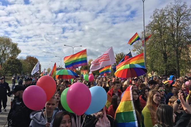 Marsz Równości przejdzie przez Poznań. Obok ponad 30 kontrmanifestacji