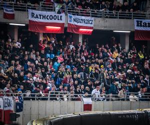 Grand Prix Polski w Toruniu. Zdjęcia kibiców z Motoareny