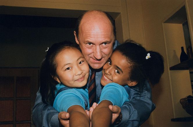 Misheel Jargalsaikhan, Rodzina zastępcza