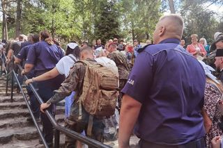 Tłumy wiernych na święcie Przemienienia Pańskiego na Grabarce