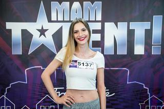 Monika Woźny w Mam Talent 12. Czy zachwyci jurorów swoim głosem?