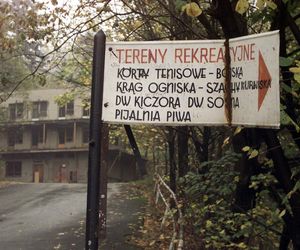 Od luksusowego kurortu do zapomnianej ruiny. W PRL-u roiło się tu od tłumów