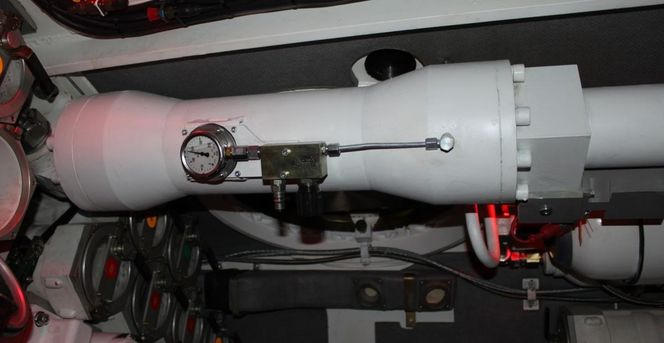 PONAR Wadowice zaprojektował i wykonał siłownik hydrauliczno-pneumatyczny oraz agregat hydrauliczny haubicy 155 mm.