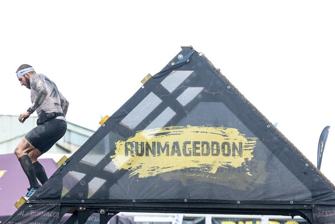 Runmageddon w Katowicach 2025. Błoto, pot i triumf na Hałdzie Kostuchna
