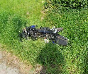 Wypadek w Ambrożowie: Na miejscu lądowało Lotnicze Pogowtowie Ratunkowe. Ranny 16-latek w szpitalu.