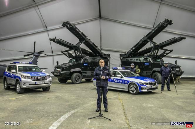Nowoczesna policja - prezentacja sprzętu i pojazdów 