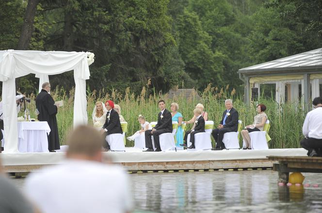 W ostatnim rzędzie Grażyna Wiśniewska i Apoloniusz Tajner