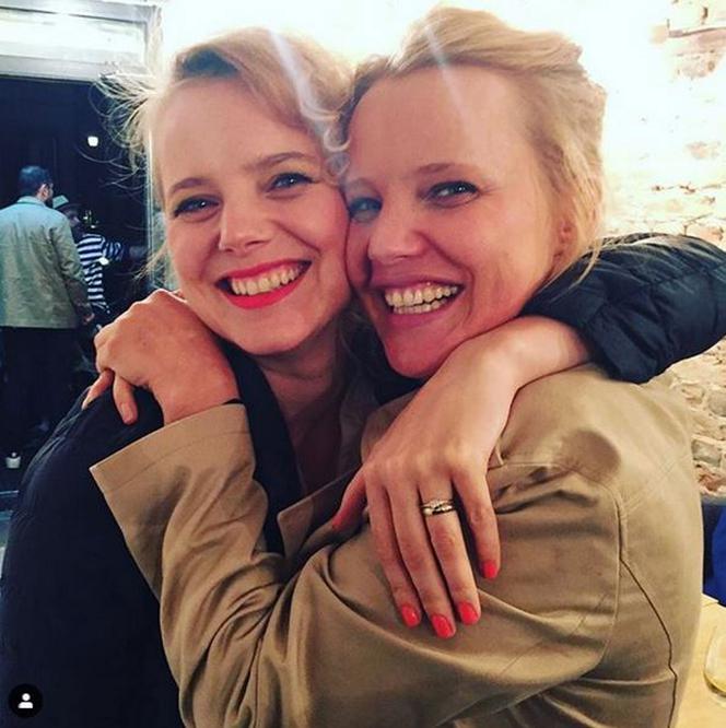 Joanna Kulig i jej siostra Justyna Schneider