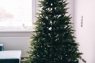 Odpowiednie przechowywanie sztucznej choinki