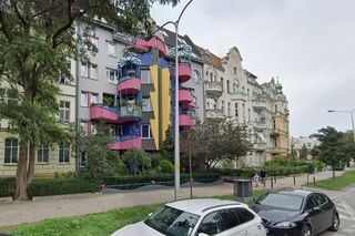 Kolorowa plomba we Wrocławiu. W latach 90-tych to był najpiękniejszy budynek we Wrocławiu