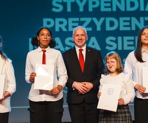 Blisko 700 najzdolniejszych siedleckich uczniów z nagrodami za dokonania w nauce!