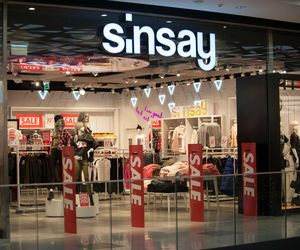 Te spodnie to hit lata. W Sinsay kosztują tylko 49,99 zł!