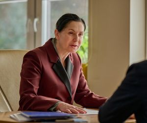 Na Wspólnej, odc 4017. Sławek (Mariusz Słupiński), urzędniczka (Katarzyna Dworak)