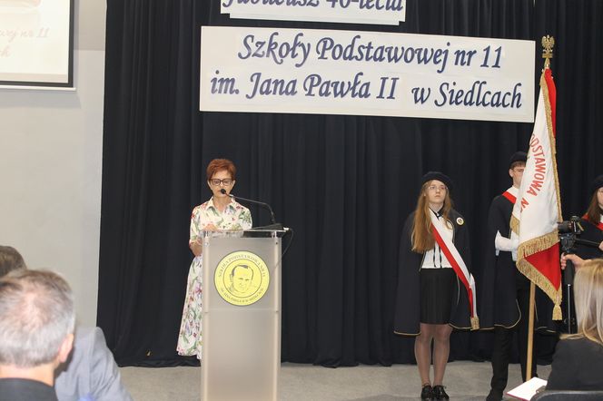 Jubileusz 40-lecia połączony był ze świętem szkoły, ponieważ obchodzi ona również 28. rocznicę nadania imienia.