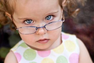 Pielęgnacja oczu dziecka: jak dbać o wzrok?