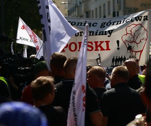 Protest górników i hutników ze Śląska w Warszawie