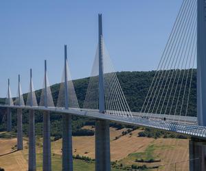 Wiadukt Millau we Francji