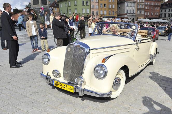 Parada Mercedesów w Warszawie 