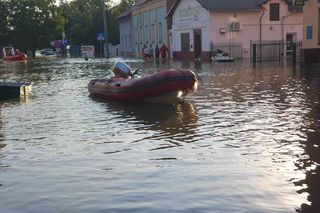 Ukraińcy też pomagają powodzianom!  Gdy wybuchła wojna to właśnie w naszym kraju znaleźli schronienie