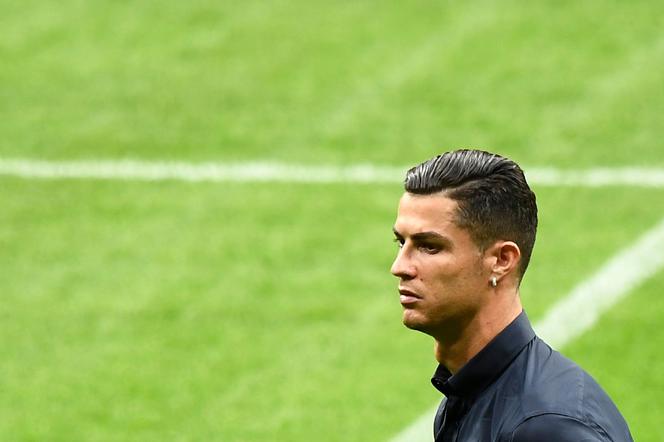 Cristiano Ronaldo zamieni hotele w szpitale? To FAKE!